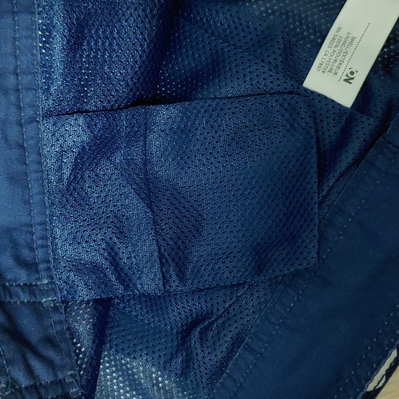 Old Navy Board Shorts Size L - Picture 7 of 7